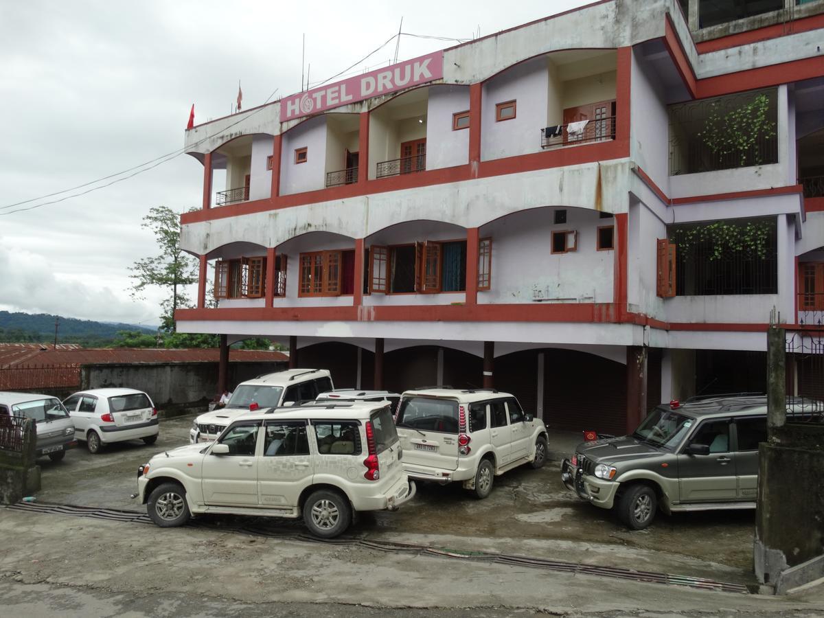 Hotel Druk Bhalukpung Esterno foto